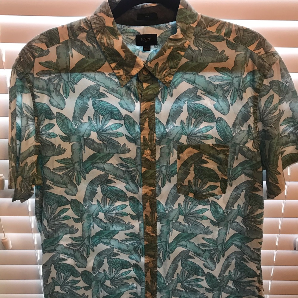 Slim J Crew beach shirt